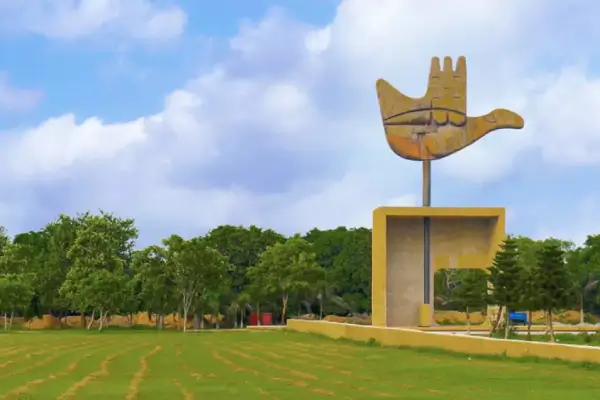 Delhi to Chandigarh Car rental for Outstation